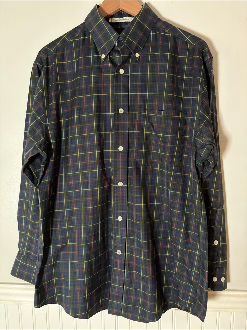 Orvis Vintage Button-Down Plaid Shirt Made in Hong Kong 100% Cotton